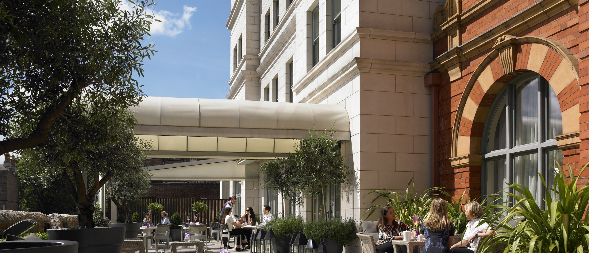 Front terrace   copy   banner about us www.bvcxzasdwe.live_v3